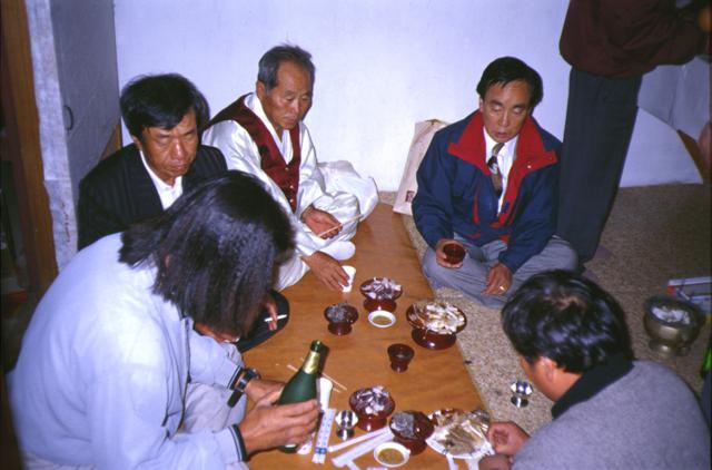 Consumption of Sacrificial Food
